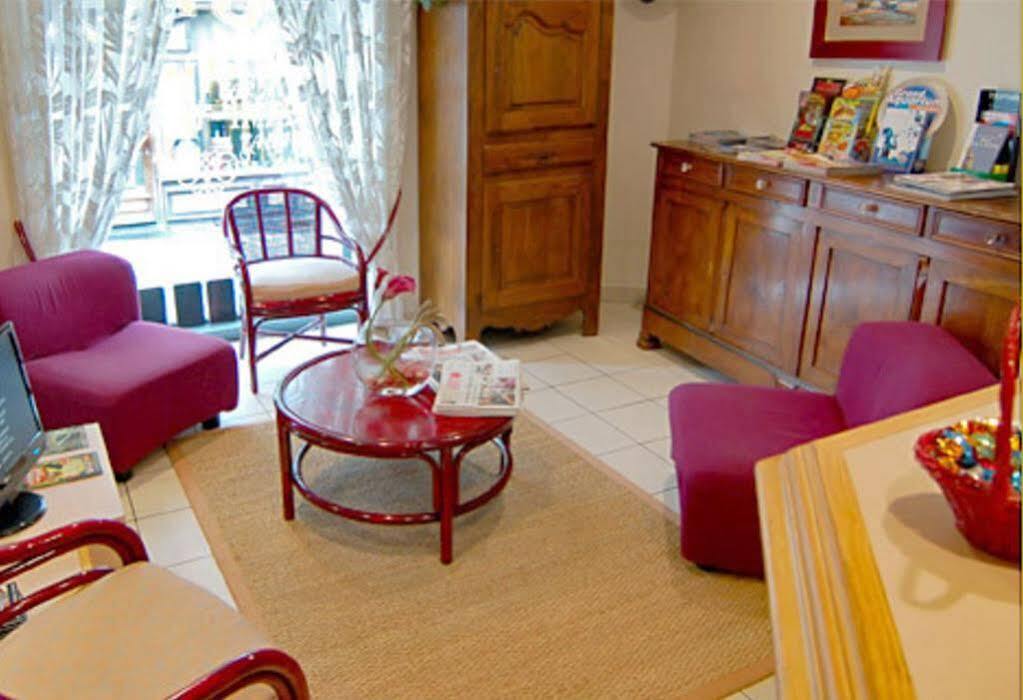 Contact Hotel Du Champ De Mars De Saint-Brieuc Eksteriør bilde